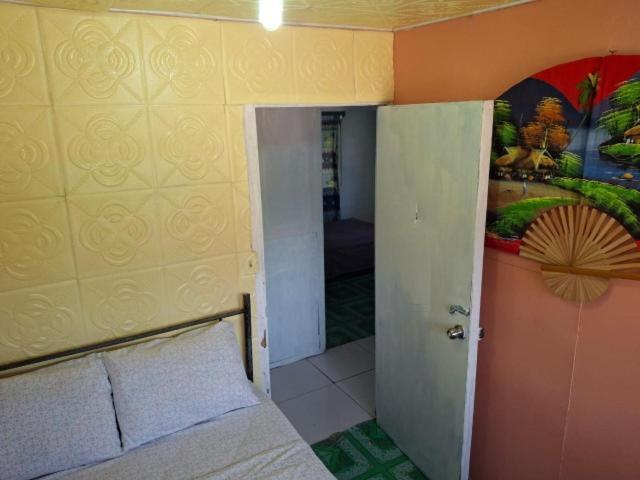 Kapeta Cabin นูคูอาโลฟา ภายนอก รูปภาพ